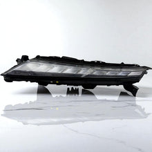 Laden Sie das Bild in den Galerie-Viewer, Frontscheinwerfer Mitsubishi Eclipse Cross EDM922-05010 LED Links Headlight