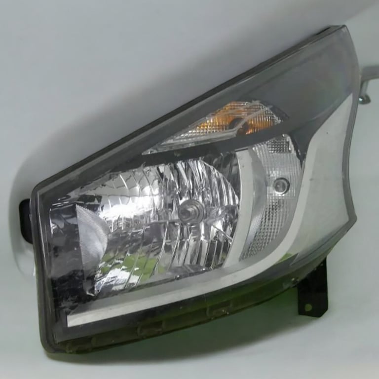 Frontscheinwerfer Renault Trafic III 260601217R Links Scheinwerfer Headlight