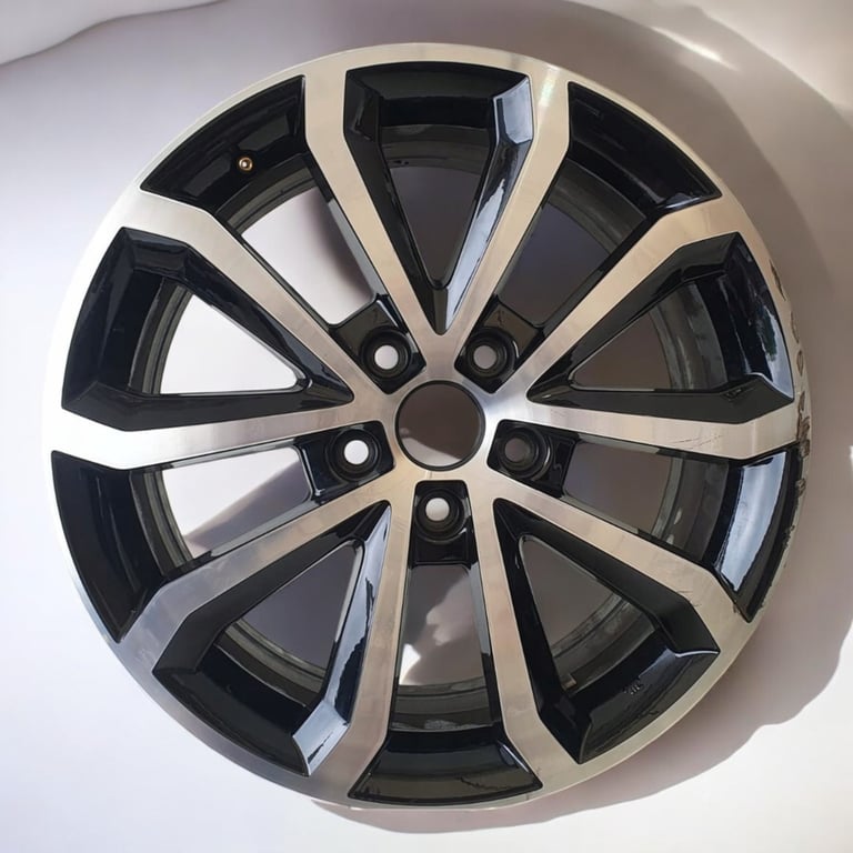 1x Alufelge 17 Zoll 7.0" 5x112 Glanz Silber 5E0601025AE Skoda Octavia Iii