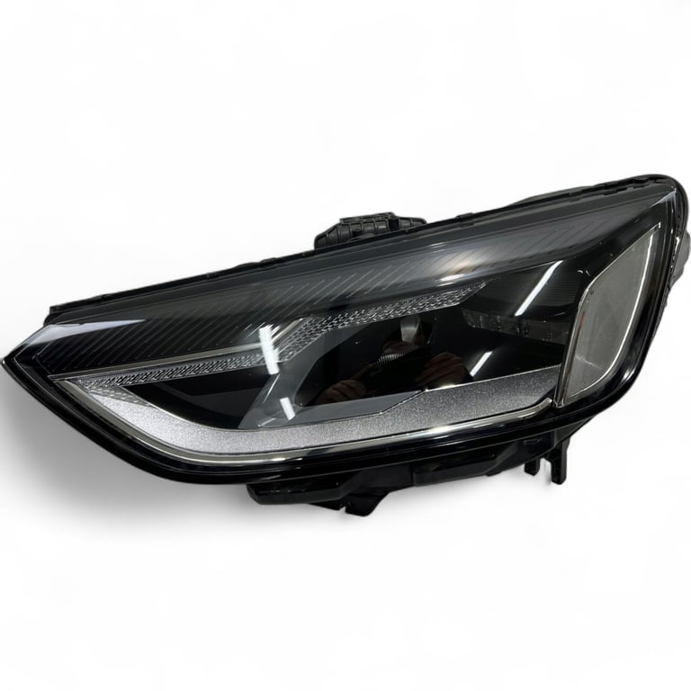 Frontscheinwerfer Audi A4 8W0941011 LED Ein Stück (Rechts oder Links) Headlight