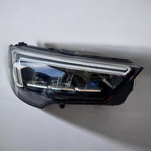 Laden Sie das Bild in den Galerie-Viewer, Frontscheinwerfer Opel Crossland 462161423 Rechts Scheinwerfer Headlight SCH8572367502pv
