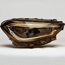 Laden Sie das Bild in den Galerie-Viewer, Frontscheinwerfer Mercedes-Benz Gla A2479064205 LED Rechts oder Links SCH2993758888hz