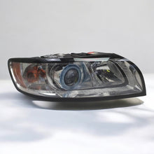Load image into Gallery viewer, Frontscheinwerfer Volvo S40 II 31299588 0301237272 Xenon Rechts Headlight SCH5856535892sb