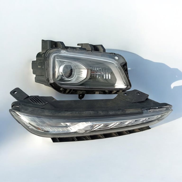 Frontscheinwerfer Hyundai Kona J9921-21120 Ein Satz Scheinwerfer Headlight