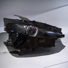 Laden Sie das Bild in den Galerie-Viewer, Frontscheinwerfer Mazda Cx30 Full LED Ein Stück (Rechts oder Links) Headlight SCH8147905572hv