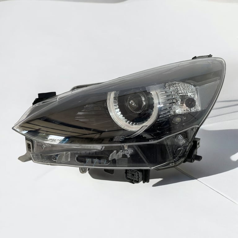 Frontscheinwerfer Mazda 2 D43N-51040 LED Links Scheinwerfer Headlight