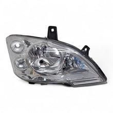 Laden Sie das Bild in den Galerie-Viewer, Frontscheinwerfer Mercedes-Benz Vito W639 A6398201961 Rechts Headlight