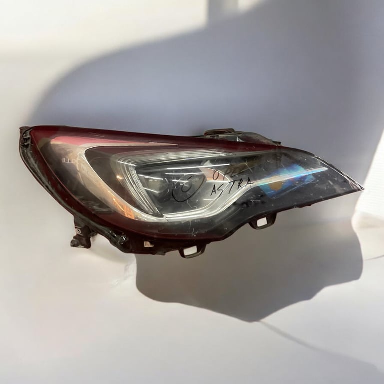 Frontscheinwerfer Opel Astra 30111150 Full LED Rechts Scheinwerfer Headlight SCH9605939030lb