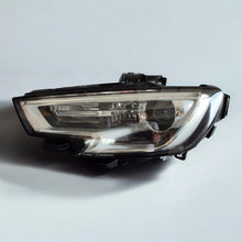 Laden Sie das Bild in den Galerie-Viewer, Frontscheinwerfer Audi A3 8V0941005E 94104556 Xenon Links Scheinwerfer Headlight