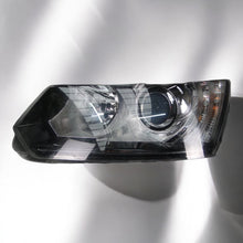 Laden Sie das Bild in den Galerie-Viewer, Frontscheinwerfer Skoda Yeti 5l 6146481 5L1941015 Xenon Links Headlight