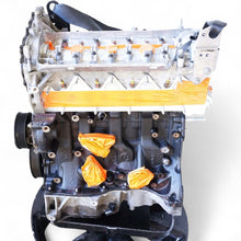 Laden Sie das Bild in den Galerie-Viewer, Motor Renault Trafic III R9MA410 1.6 DCI 137TKm 2014 Diesel Engine Unkomplett