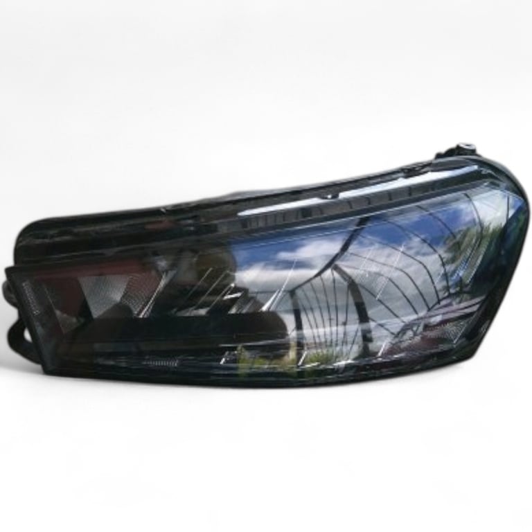 Frontscheinwerfer Skoda Fabia I 6VB941015 Full LED Ein Stück (Rechts oder Links)