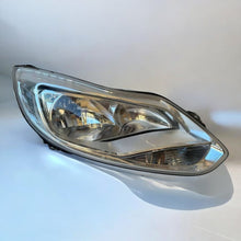 Laden Sie das Bild in den Galerie-Viewer, Frontscheinwerfer Ford Focus BM51-13W029-NB Rechts Scheinwerfer Headlight SCH8927759421cp