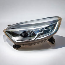 Laden Sie das Bild in den Galerie-Viewer, Frontscheinwerfer Renault Captur 260606159 Full LED Links Scheinwerfer Headlight