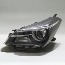 Load image into Gallery viewer, Frontscheinwerfer Toyota Yaris OD160 OD161 OD162 OD163 OD165 LED Links Headlight