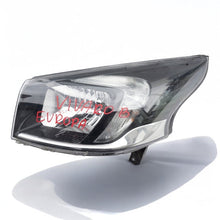 Laden Sie das Bild in den Galerie-Viewer, Frontscheinwerfer Opel Vivaro B Links Scheinwerfer Headlight