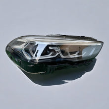 Laden Sie das Bild in den Galerie-Viewer, Frontscheinwerfer BMW 2 F44 9478450 Rechts Scheinwerfer Headlight