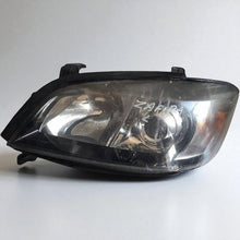 Laden Sie das Bild in den Galerie-Viewer, Frontscheinwerfer Opel Zafira A Links Scheinwerfer Headlight