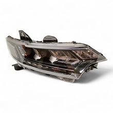Laden Sie das Bild in den Galerie-Viewer, Frontscheinwerfer Mitsubishi Outlander ECM921-22E20 LED Rechts Headlight