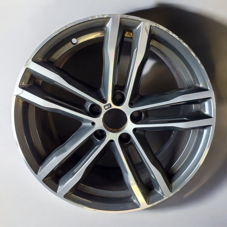 1x Alufelge 19 Zoll 8.5