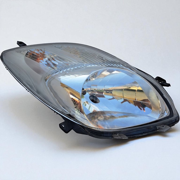 Frontscheinwerfer Toyota Yaris 81130-0D330 Rechts Scheinwerfer Headlight SCH4334602315nf