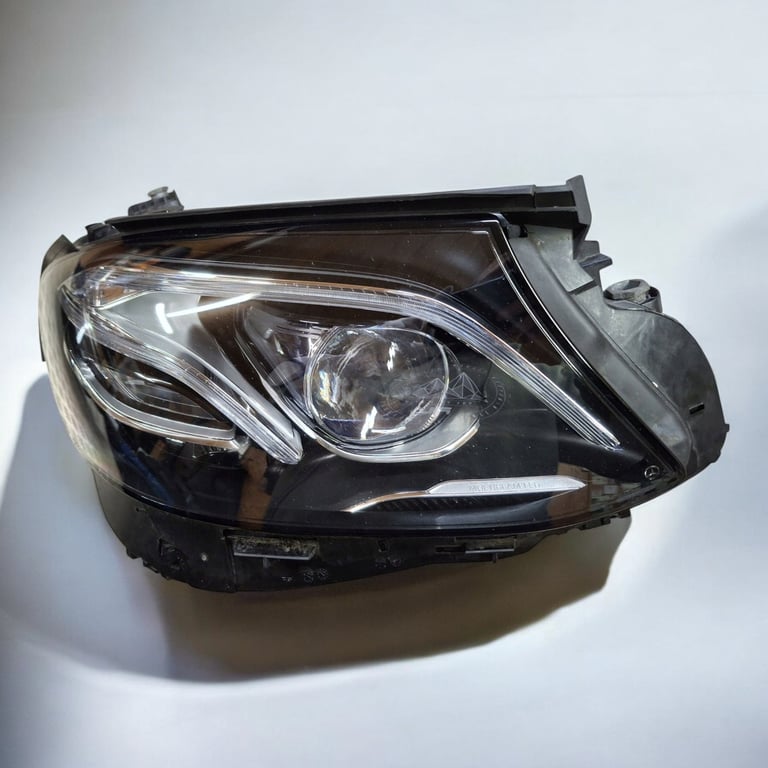 Frontscheinwerfer Mercedes-Benz W213 A2139069608 LED Rechts Headlight SCH5107675363yo