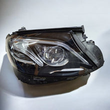 Laden Sie das Bild in den Galerie-Viewer, Frontscheinwerfer Mercedes-Benz W213 A2139069608 LED Rechts Headlight SCH5107675363yo
