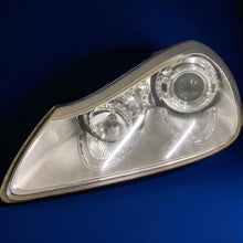 Laden Sie das Bild in den Galerie-Viewer, Frontscheinwerfer Porsche Cayenne 7L5941031G 1ZS009275-01 Xenon Links Headlight