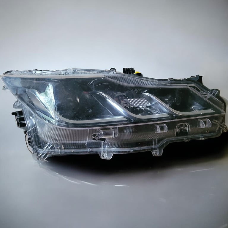 Frontscheinwerfer Toyota Corolla 81110-02T31 Rechts Scheinwerfer Headlight SCH2432422085vk