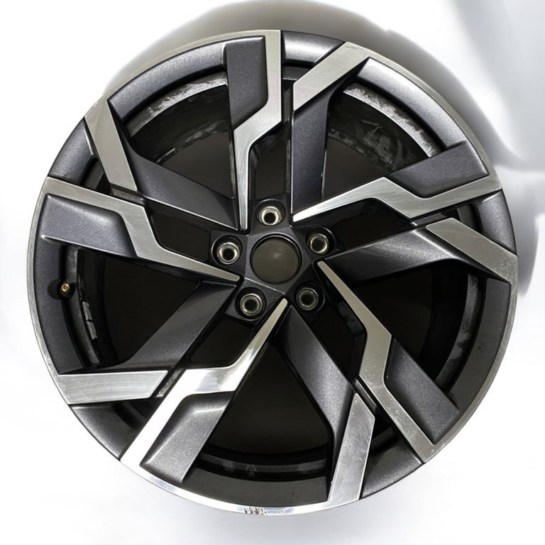 1x Alufelge 19 Zoll 8.0" 5x112 45ET 57A601025AE 57A601025AF Skoda Karoq