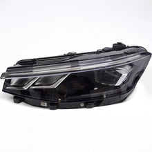 Laden Sie das Bild in den Galerie-Viewer, Frontscheinwerfer VW Passat 3J1941005 LED Links Scheinwerfer Headlight SCH5275882105bv