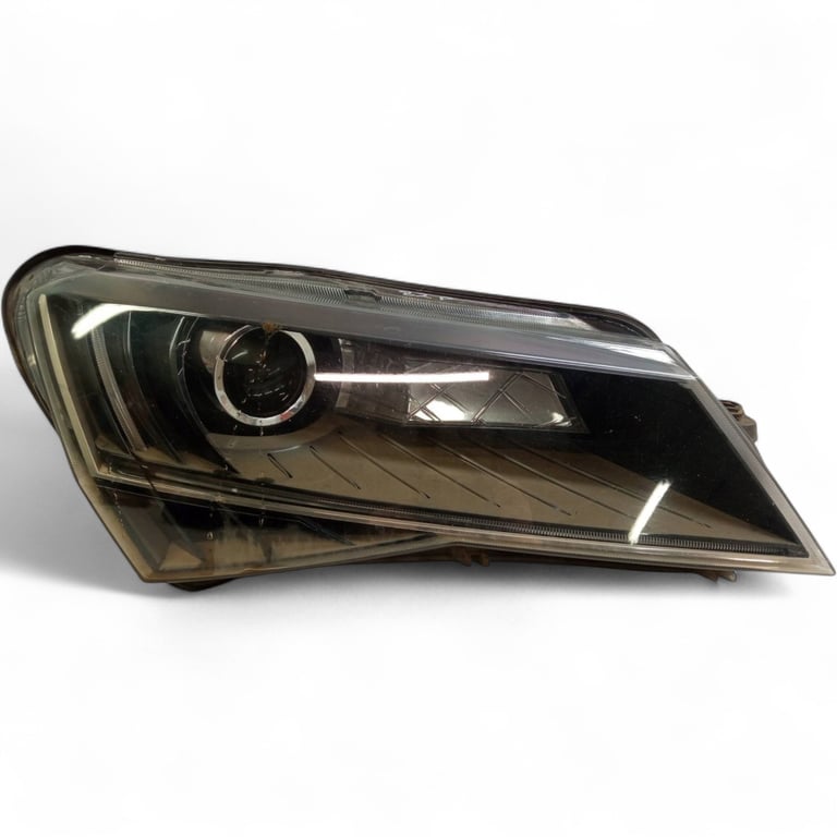 Frontscheinwerfer Skoda Superb III 3V1941018A LED Rechts Scheinwerfer Headlight