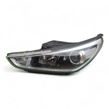 Laden Sie das Bild in den Galerie-Viewer, Frontscheinwerfer Hyundai I30 III G4921-22010 Links Scheinwerfer Headlight SCH7979666805cl