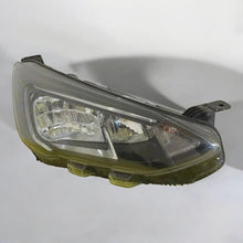 Laden Sie das Bild in den Galerie-Viewer, Frontscheinwerfer Ford Focus MX7B-13E014-CC Rechts Scheinwerfer Headlight