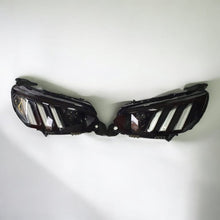 Laden Sie das Bild in den Galerie-Viewer, Frontscheinwerfer Peugeot 2008 208 II 9823194180 LED Rechts oder Links