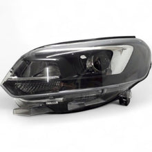 Laden Sie das Bild in den Galerie-Viewer, Frontscheinwerfer Opel Vivaro C Zafira Life 9832837680 Xenon Rechts oder Links