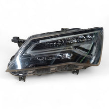 Laden Sie das Bild in den Galerie-Viewer, Frontscheinwerfer Seat Ateca 576941007D LED Ein Stück (Rechts oder Links)