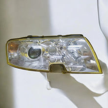 Laden Sie das Bild in den Galerie-Viewer, Frontscheinwerfer Skoda Superb I DRC33100 Rechts Scheinwerfer Headlight