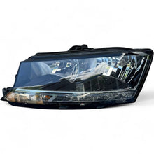 Load image into Gallery viewer, Frontscheinwerfer Skoda Fabia III 6V1941015D Links Scheinwerfer Headlight