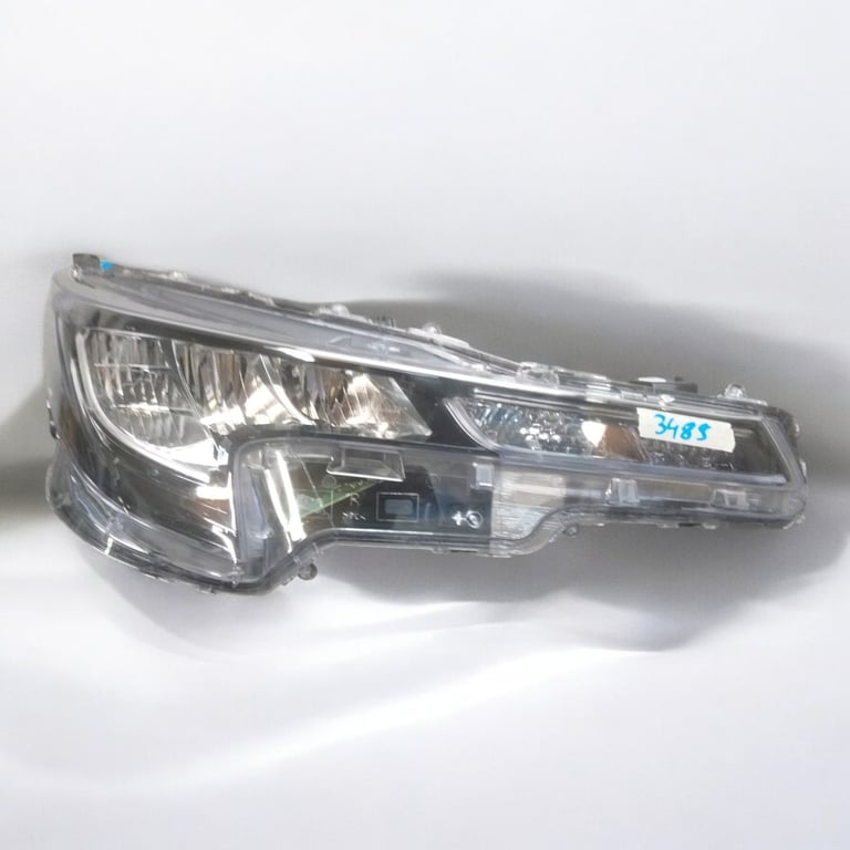 Frontscheinwerfer Toyota Corolla 8110-02S60 LED Rechts Scheinwerfer Headlight SCH6138904048xy