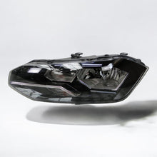 Laden Sie das Bild in den Galerie-Viewer, Frontscheinwerfer VW Polo 2G1941005 Links Scheinwerfer Headlight