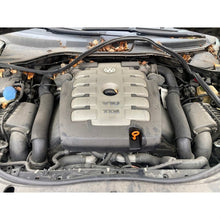 Load image into Gallery viewer, Motor VW Touareg AYH 5.0 TDI 313PS 230kW 240TKm Diesel Engine Komplett