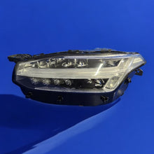 Laden Sie das Bild in den Galerie-Viewer, Frontscheinwerfer Volvo Xc90 II 32228296 Full LED Links Scheinwerfer Headlight