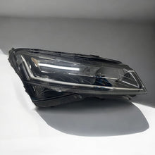 Laden Sie das Bild in den Galerie-Viewer, Frontscheinwerfer Skoda Superb III 3V1941016D Full LED Rechts Headlight