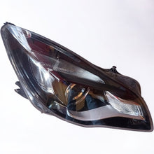 Laden Sie das Bild in den Galerie-Viewer, Frontscheinwerfer Opel Insignia A 39031201LH Ein Stück (Rechts oder Links) SCH5186651480wq
