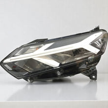 Laden Sie das Bild in den Galerie-Viewer, Frontscheinwerfer Dacia Sandero III Logan 260601750R Links Headlight
