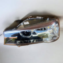 Load image into Gallery viewer, Frontscheinwerfer BMW F26 F25 7401131 7401132 Xenon Rechts oder Links