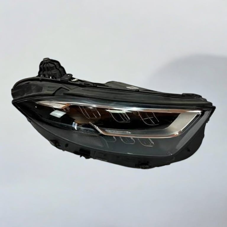 Frontscheinwerfer Mercedes-Benz Cls A2579062402 LED Rechts Headlight SCH9552371236es