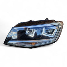Load image into Gallery viewer, Frontscheinwerfer VW Caddy IV 2K1941031A Xenon Ein Stück (Rechts oder Links) SCH9739793193wi