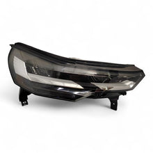 Laden Sie das Bild in den Galerie-Viewer, Frontscheinwerfer Renault Captur II 260100091R Full LED Rechts Headlight SCH1586209063yr